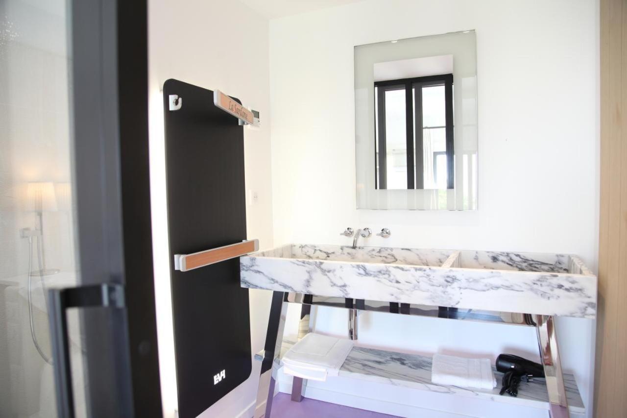 Villa La Sardane B&BLe Plomb エクステリア 写真