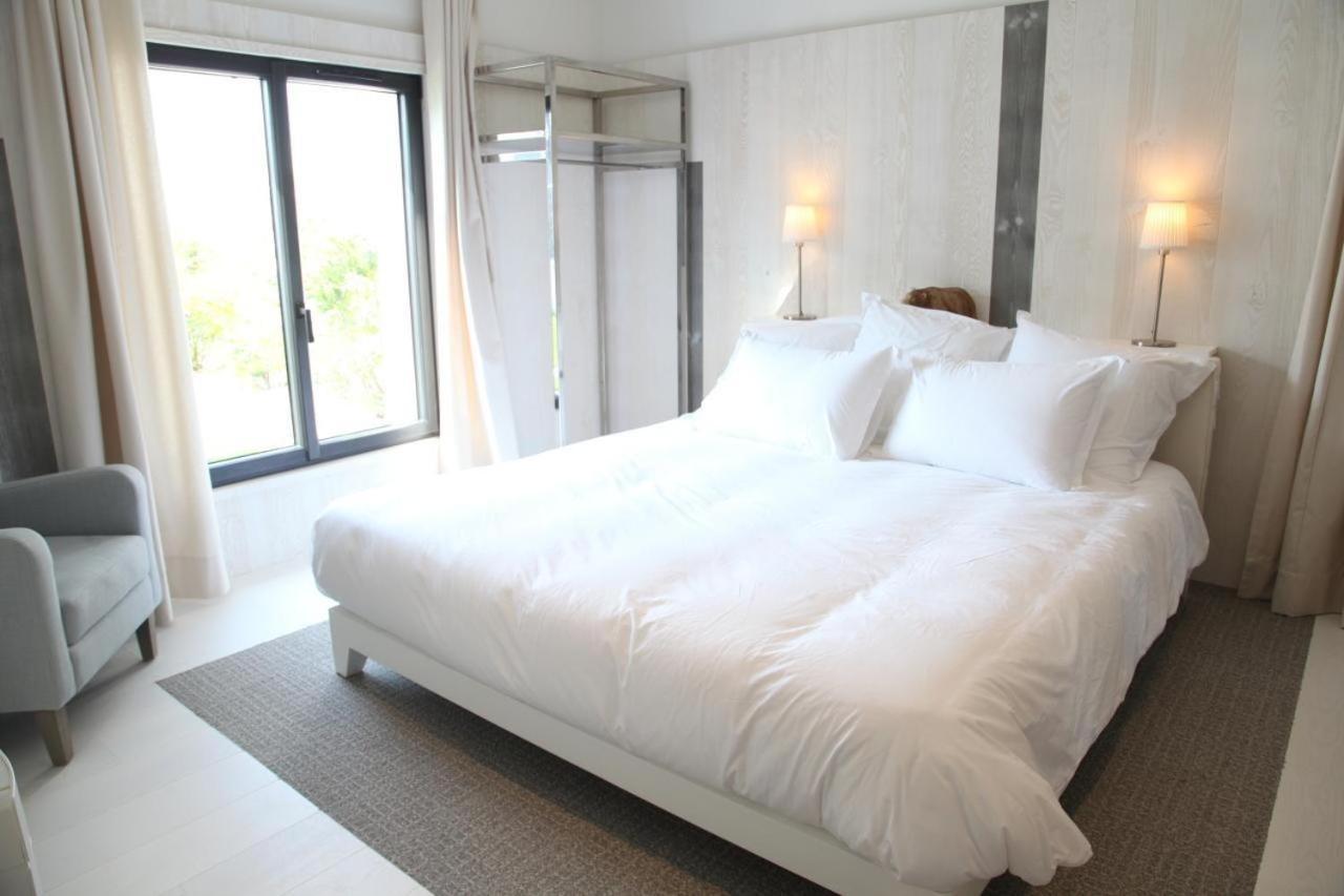 Villa La Sardane B&BLe Plomb エクステリア 写真